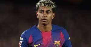 توتر داخل برشلونة.. يامال يشتكي من زميله: لا التزام ولا مجهود!