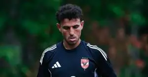 زلزال داخل الأهلي.. قرار صادم بفتح باب الرحيل للجميع وشرط ناري يعطل عودة حمدي فتحي!