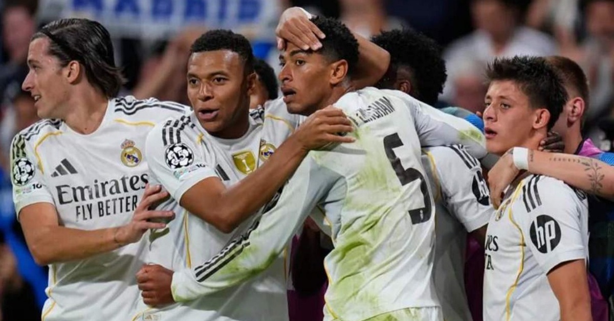 زلزال في ريال مدريد قبل الموسم الجديد: ثلاثة لاعبين على طريق الرحيل في حال الخروج من دوري الأبطال ضد بايرن!