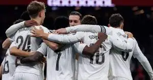 أجواء مشتعلة في البرنابيو.. توتر داخل ريال مدريد قبل مواجهة ألافيس ومستقبل نجم الفريق على المحك!