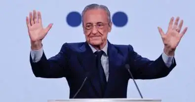 بعد الانتخابات مباشرة.. ريال مدريد يجهز صفقتين من العيار الثقيل وبيريز يستهدف نجمًا يُصنف الأفضل في العالم بمركزه