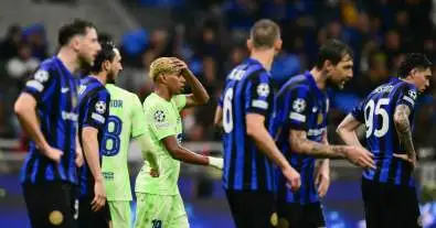 برشلونة مهدد بفقدان أحد أهم نجومه.. إنتر ميلان يجهز عرضًا ضخمًا وصفقة مدوية قد تهز الميركاتو الأوروبي!