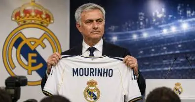 عودة القرن تقترب.. مورينيو يفاجئ ريال مدريد بشرطين ناريين قبل العودة إلى البرنابيو!