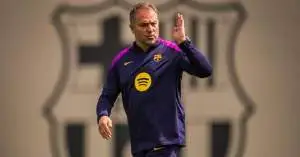 ضربة موجعة قبل الكلاسيكو.. برشلونة يقترب من حسم الليغا أمام ريال مدريد لكن فليك يفقد أخطر أسلحته!