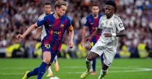 هدية تاريخية لـ برشلونة وصفعة جديدة تضرب ريال مدريد قبل موقعة حسم الليغا!