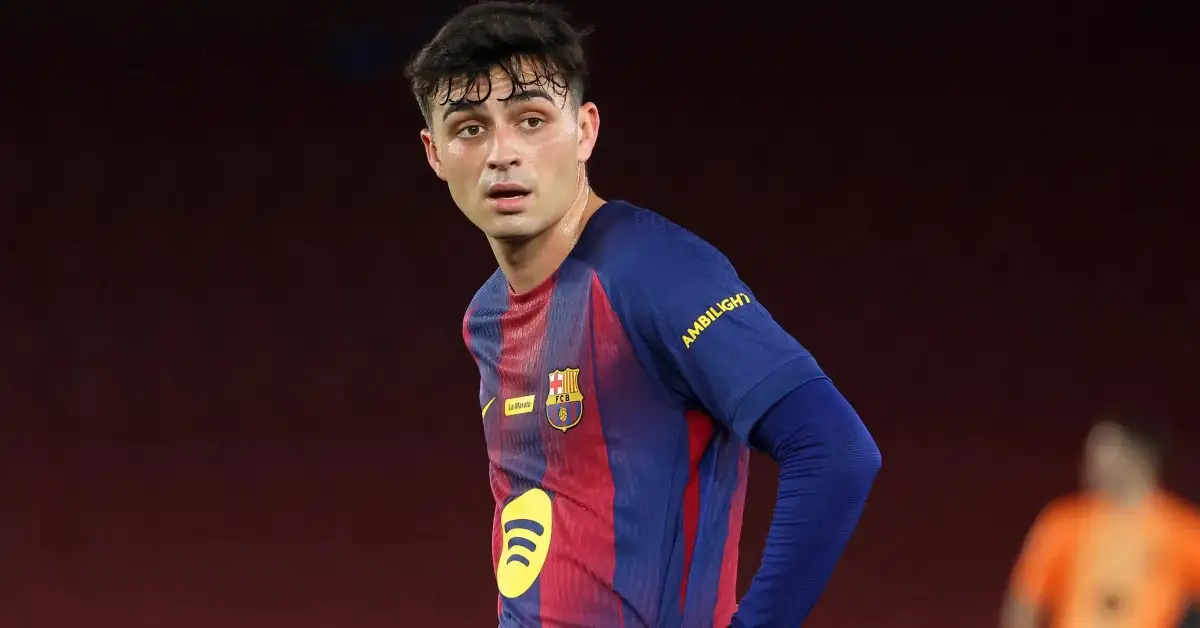 قرار حاسم في برشلونة.. فليك يستبعد نجم الفريق نهائيًا وبيدري يستعد لوداع زميله هذا الصيف!