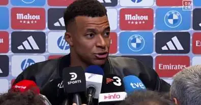 صدمة مدوية في ريال مدريد.. مبابي يرد بعنف على الانتقادات ويكشف ما قاله له المدرب!