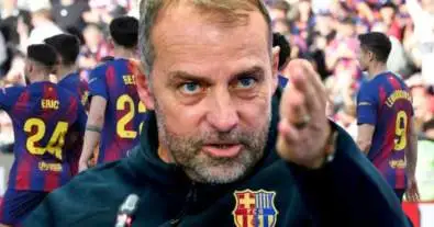 زلزال داخل برشلونة.. هانسي فليك يضع 5 نجوم كبار على قائمة البيع قبل الميركاتو الصيفي