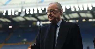 زلزال داخل ريال مدريد.. فلورنتينو بيريز يتحرك لحسم “صفقة القائد” بعد انهيار الموسم!