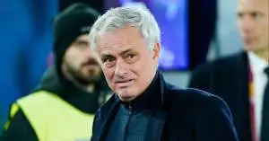 زلزال داخل ريال مدريد.. مورينيو يطلب “صلاحيات مطلقة” ويضع قائمة سوداء للإطاحة بـ7 نجوم!