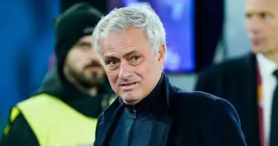 زلزال داخل ريال مدريد.. مورينيو يطلب “صلاحيات مطلقة” ويضع قائمة سوداء للإطاحة بـ7 نجوم!