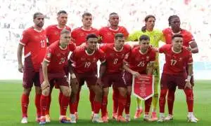 منتخب سويسرا يفاجئ جماهيره قبل كأس العالم 2026.. ثعابين سامة تحيط بمقر التدريبات في أمريكا