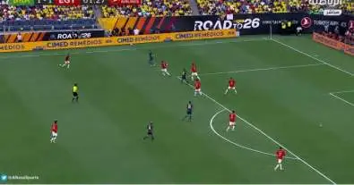 هدف البرازيل الثاني في مرمى منتخب مصر من خطأ محمد هاني