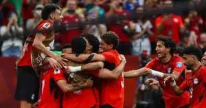 كأس العالم يربك حسابات الأهلي.. عروض احتراف تهدد ثلاثي الفريق والإدارة تتحرك لحسم ملف مصيري