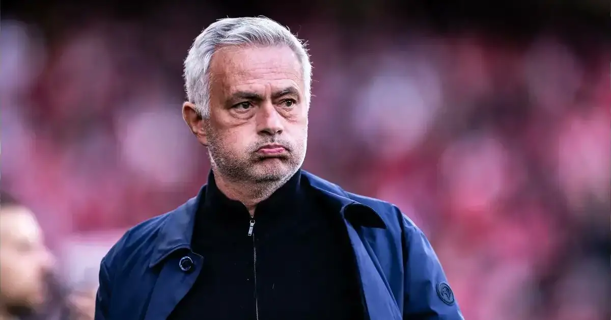 مفاجأة مدوية في ريال مدريد.. مورينيو يفتح الباب أمام رحيل نجم الفريق مقابل 50 مليون يورو!