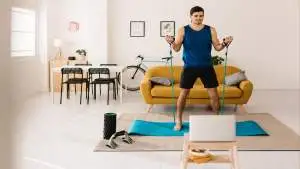 أفضل الأجهزة الرياضية المنزلية في 2026: كيف تنشئ جيم منزلي احترافي بأقل تكلفة مع برنامج تمارين ونظام غذائي