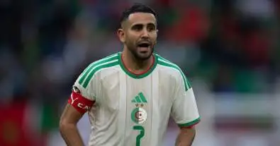 الأهلي يحسم الجدل بشأن رياض محرز.. وقرار جديد يقرب أفشة وشريف من الرحيل