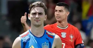 غافي يفاجئ الجميع برسالة قوية إلى كريستيانو رونالدو.. ورد حاسم على الانتقادات في كأس العالم