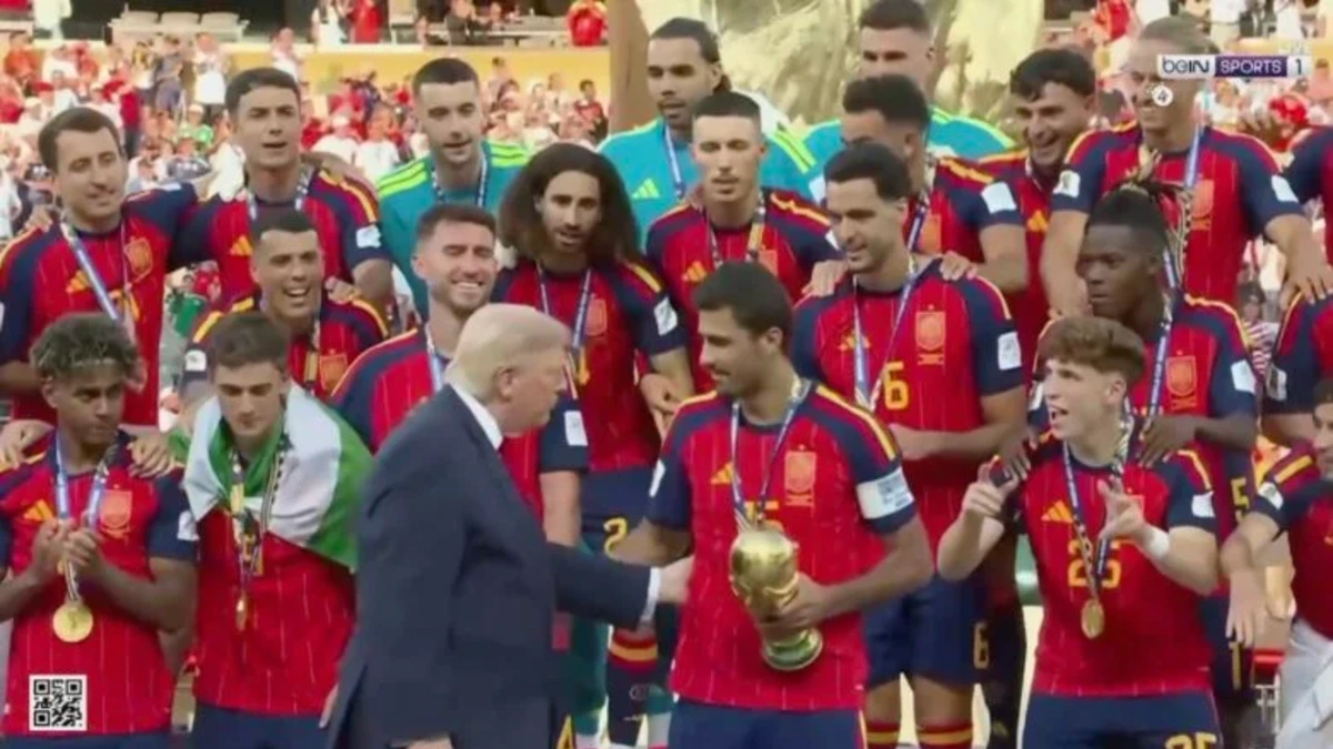 رودري يطرد ترامب من منصة التتويج