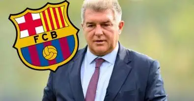 عرض إنجليزي ضخم قد يُجبر لابورتا على بيع نجم برشلونة بعد مونديال 2026