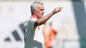 مورينيو يوافق على رحيل أحد أبرز نجوم ريال مدريد ويفتح الباب أمام جميع العروض