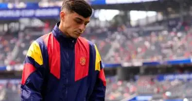بسبب فيران توريس.. بيدري يطلب اجتماعًا عاجلًا مع فليك وديكو ويطالب بتفسير ما يحدث داخل برشلونة
