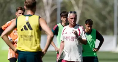 راؤول أسينسيو وجوزيه مورينيو في ريال مدريد