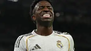 قرار نهائي من ريال مدريد بشأن فينيسيوس.. شرط واحد يفصل النجم البرازيلي عن تجديد عقده!