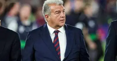 اجتماع سري في أمريكا يقرب نجم إسبانيا من برشلونة.. لكن لابورتا وضع شرطًا حاسمًا قبل إتمام الصفقة