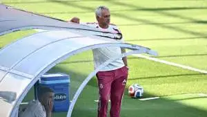 صدمة مبكرة لمورينيو داخل ريال مدريد.. نجم الفريق يرفض الرحيل ويقلب الحسابات
