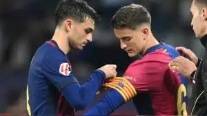 مفاجأة داخل برشلونة.. نجم الفريق يقترب من الرحيل ويبلغ بيدري وغافي بقراره