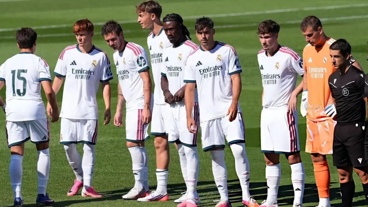 مفاجأة تهز ريال مدريد.. تقرير يكشف سر الخلاف داخل غرفة الملابس بسبب نجم شاب