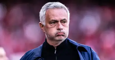 غضب مورينيو يكشف كواليس غير متوقعة داخل ريال مدريد