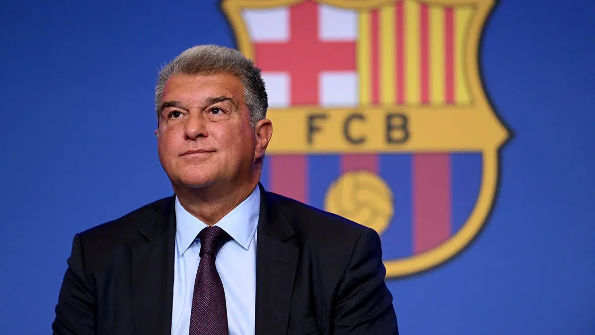 برشلونة يتحرك لحسم صفقة قد تربك خطط ريال مدريد