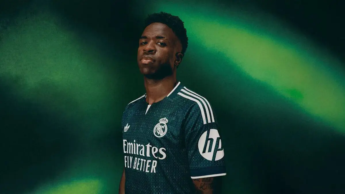 رسالة فينيسيوس جونيور بعد تجديد عقده مع ريال مدريد تحسم الجدل حول مستقبله