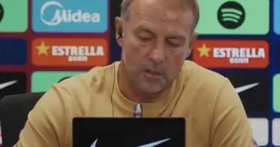 فليك يشعلها بتصريح غامض عن رودري: «لاعب رائع».. لكن ماذا يخبئ برشلونة؟