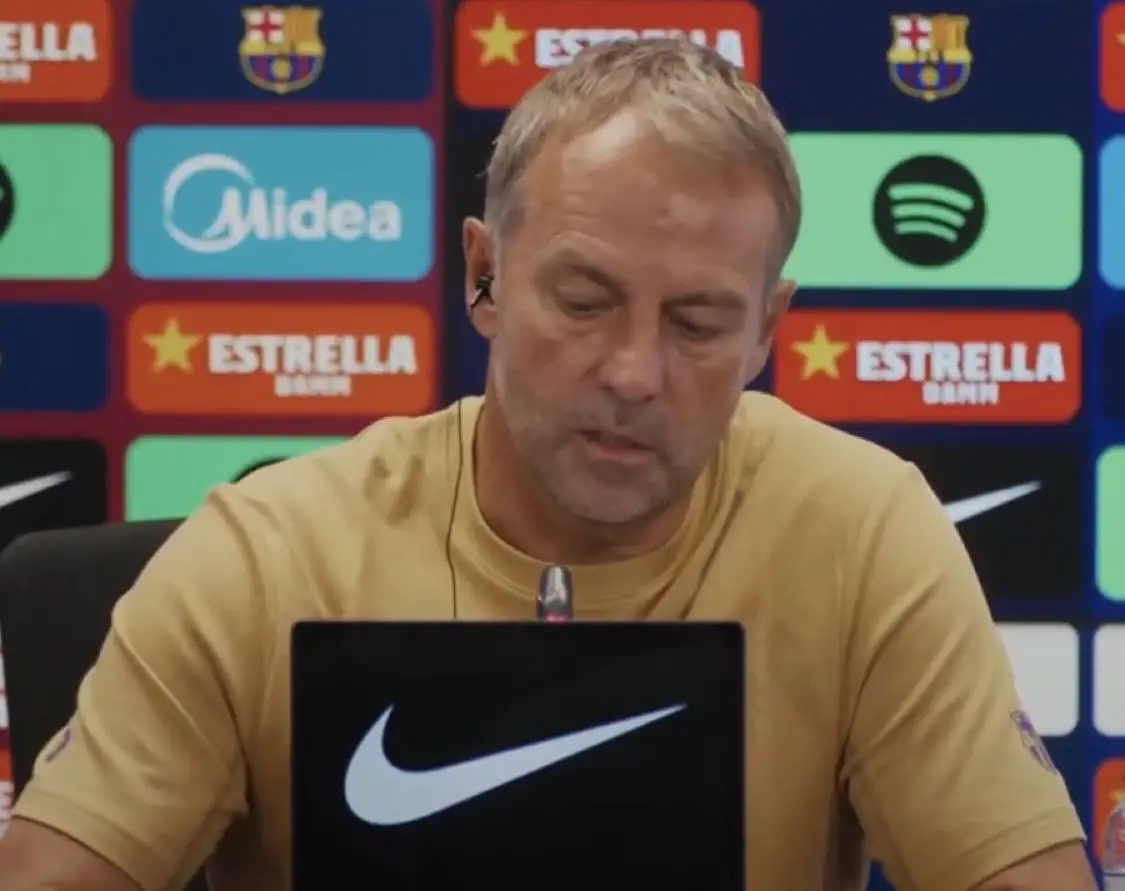 فليك يشعلها بتصريح غامض عن رودري: «لاعب رائع».. لكن ماذا يخبئ برشلونة؟