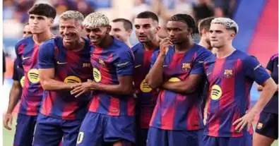 زلزال داخل برشلونة.. ديكو يجهز قائمة الرحيل وفليك يمنح الضوء الأخضر للاستغناء عن 5 لاعبين قبل غلق الميركاتو