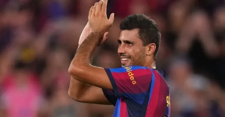 رودري يتحدث عن مورينيو ويكشف العامل الحاسم الذي جعله يختار برشلونة بدل ريال مدريد