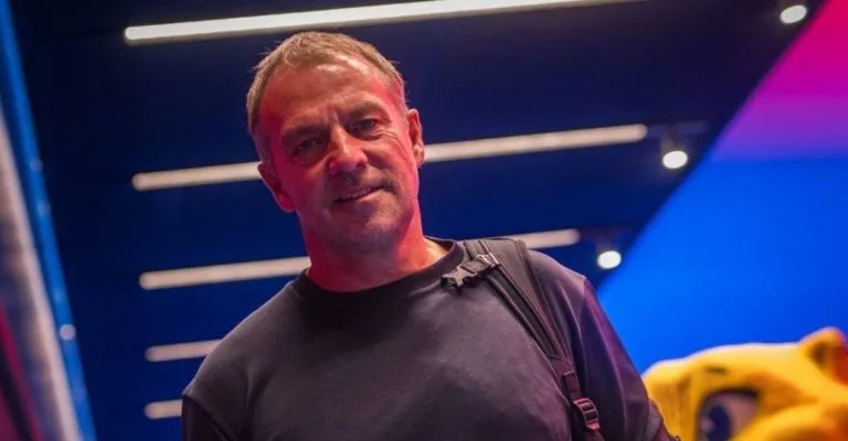 هانسي فليك يكشف سر رودري ويوضح سبب إراحة كوبارسي وما يريده من أديمي