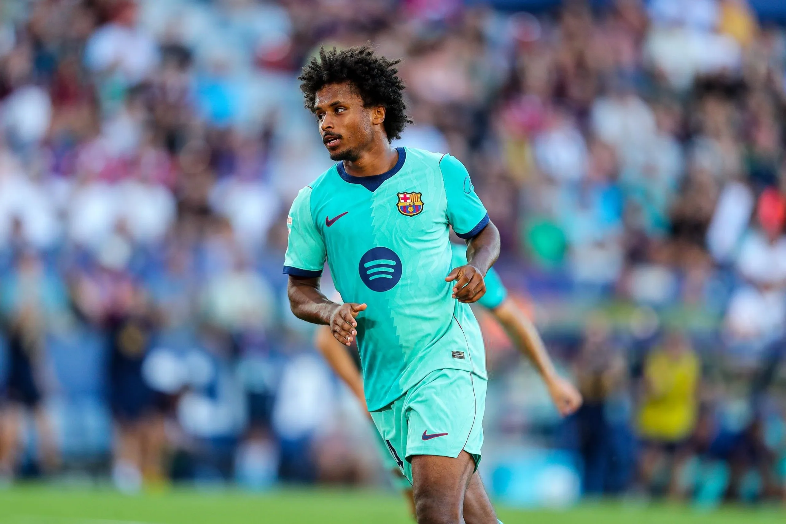 كريم أديمي يكشف سرًا جديدًا بعد هدفه الحاسم مع برشلونة أمام ليفانتي