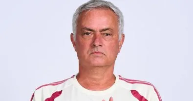 مورينيو يغير شكل ريال مدريد بعد التوقف الدولي.. 4 لاعبين يترقبون الفرصة