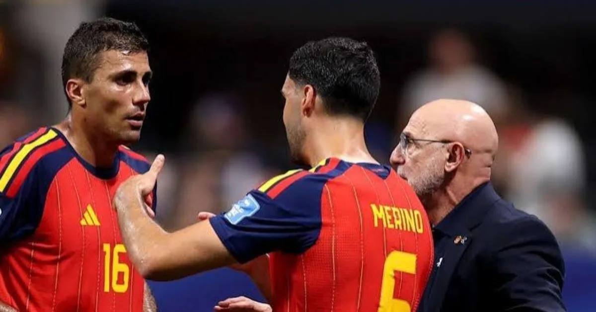 دي لا فوينتي يكشف مفاجأة عن رودري: اعتقدت أنه ذاهب إلى ريال مدريد