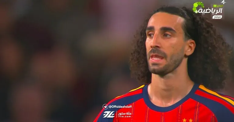 شاهد جنون كوكوريلا أمام إنجلترا.. أغرب تصرف يمكن أن تراه في مباراة كرة قدم!
