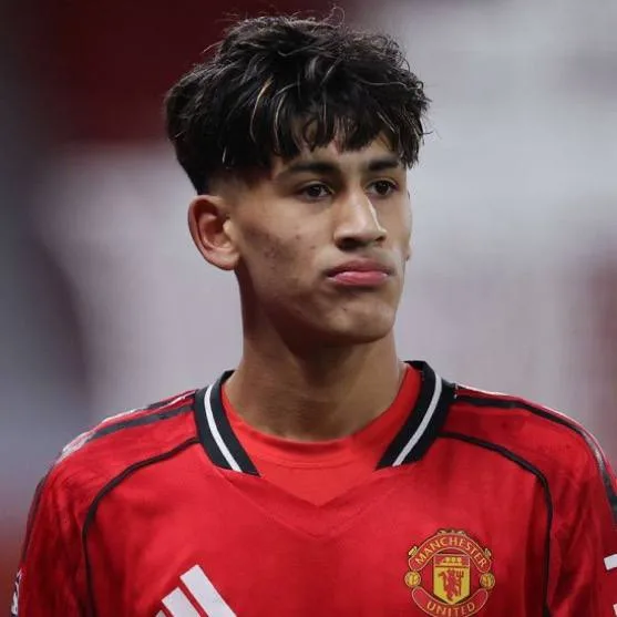 صراع أوروبي على موهبة مانشستر يونايتد.. ريال مدريد يدرس الصفقة