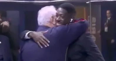 “لحظة مؤثرة وخاصة جداً: عثمان ديمبلي يعيش أجواء العاطفة بلقاء صديق الأمس!”