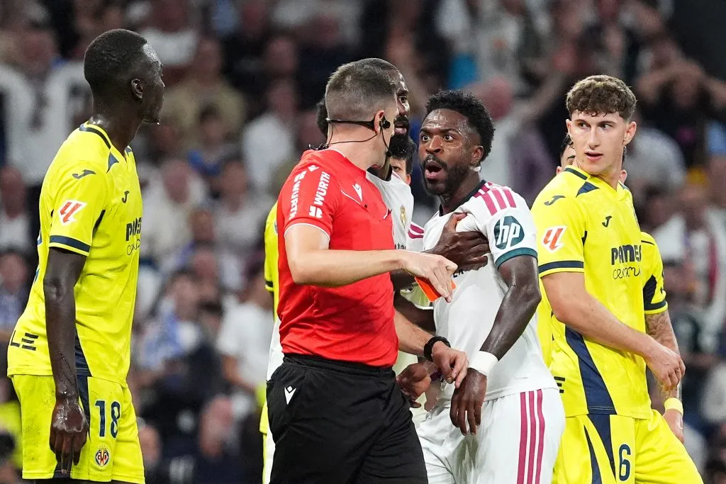عقوبة منتظرة واعتذار جديد.. تطورات مثيرة في أزمة فينيسيوس مع ريال مدريد