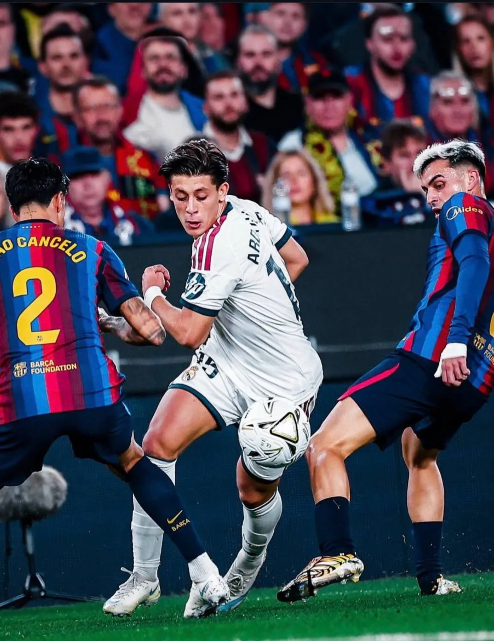 إجهاد عضلي يبعد أردا جولر عن التدريب الجماعي.. هل يغيب عن مباراة ريال مدريد المقبلة؟