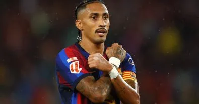 رافينيا يحسم مستقبله مع برشلونة حتى 2030.. شرط جزائي بمليار يورو ورفض عروض السعودية