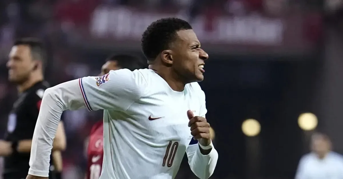 نجم ريال مدريد المصاب يغيب عن 5 تدريبات ويُرصد في سهرة بباريس.. والنادي يكشف موقف مورينيو